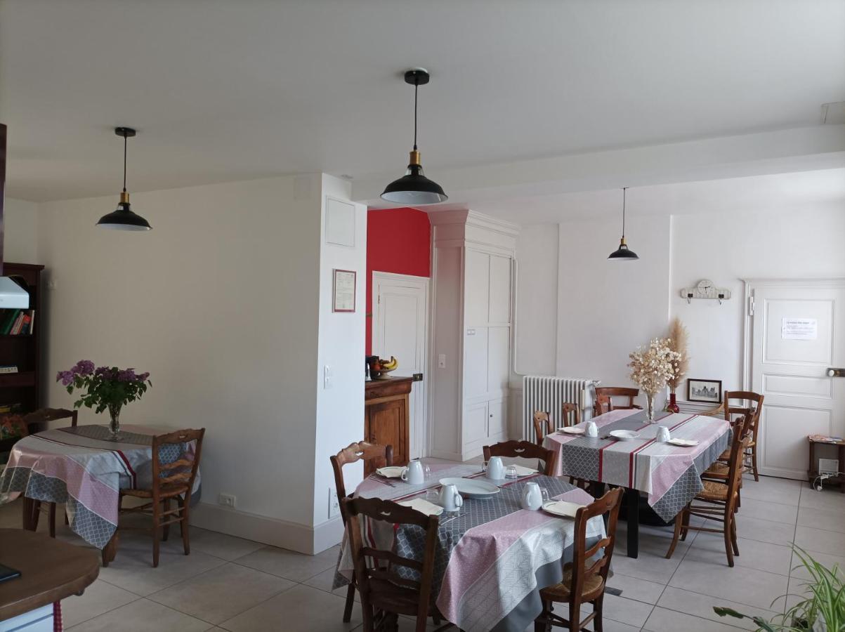 Le Relais Des Roses- Chambres D'Hotes Vatan Exteriér fotografie