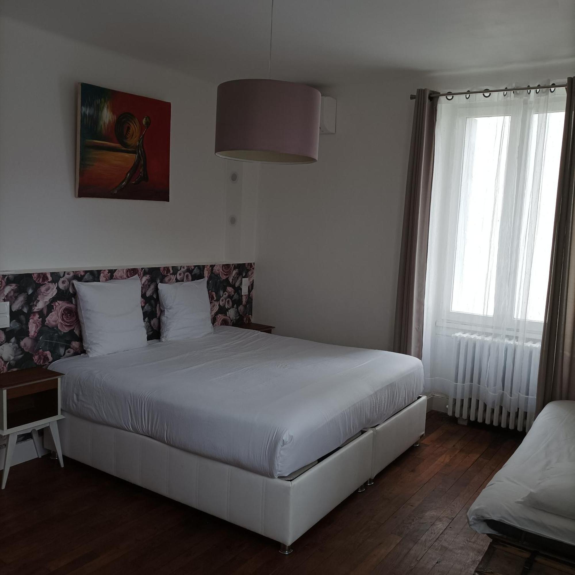 Le Relais Des Roses- Chambres D'Hotes Vatan Exteriér fotografie
